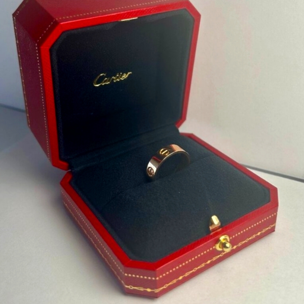 Authentic Cartier Love Ring 18K Rose Gold Size 55 - Classic Model. Size 7.25